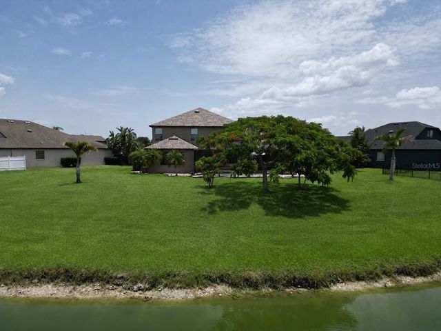 360 HOPE BAY LOOP, Apollo Beach, FL 33572