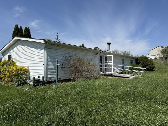 13768 Douglas Lane Lane, Centerburg, OH 43011