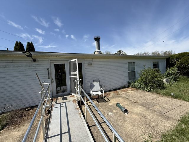 13768 Douglas Lane Lane, Centerburg, OH 43011