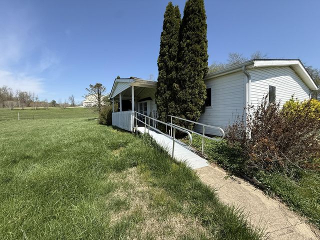 13768 Douglas Lane Lane, Centerburg, OH 43011