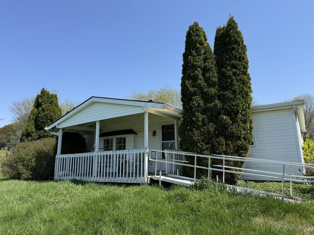 13768 Douglas Lane Lane, Centerburg, OH 43011