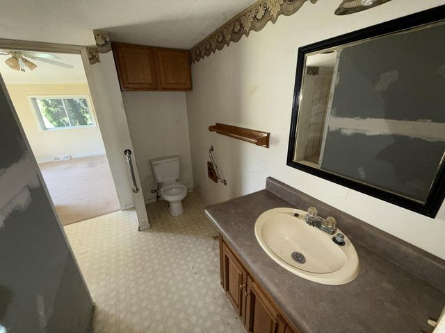 13768 Douglas Lane Lane, Centerburg, OH 43011
