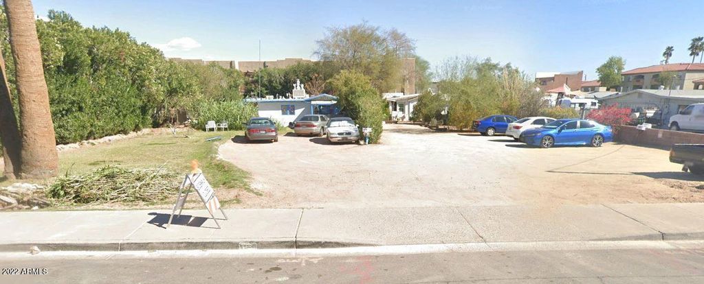 3041 N 70TH Street, Scottsdale, AZ 85251