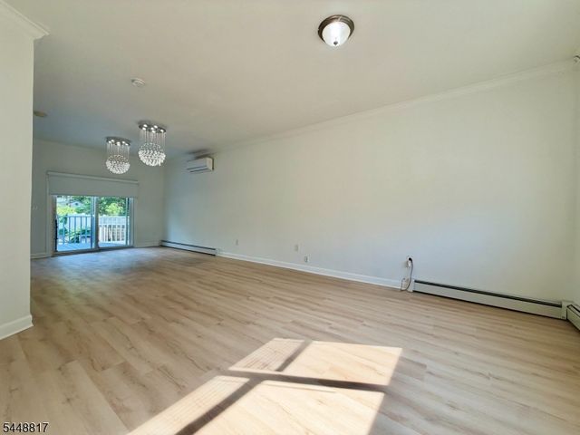 36 Augusta St, Irvington Twp., NJ 07111