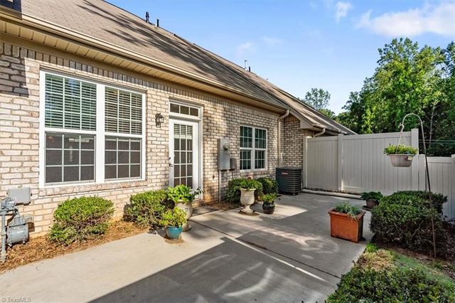 5 Pisgah Forest Circle, Greensboro, NC 27455