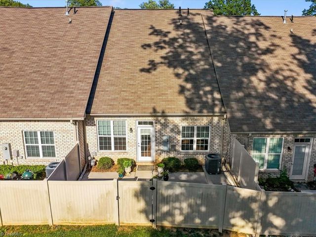 5 Pisgah Forest Circle, Greensboro, NC 27455
