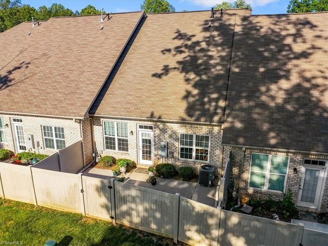 5 Pisgah Forest Circle, Greensboro, NC 27455