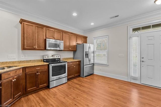 5 Pisgah Forest Circle, Greensboro, NC 27455