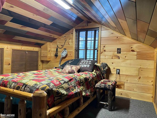 5293 Rose Street, Gladwin, MI 48624