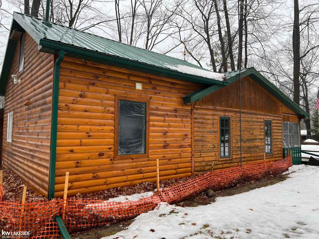 5293 Rose Street, Gladwin, MI 48624