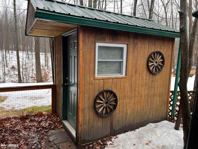 5293 Rose Street, Gladwin, MI 48624