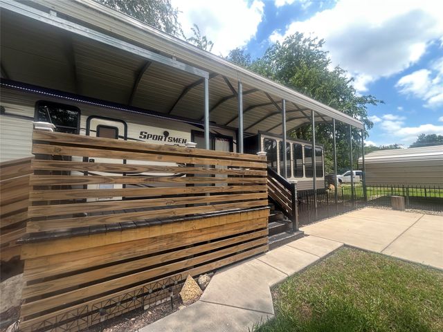 3808 Clovis Trail, Granbury, TX 76048