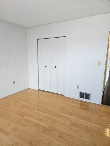 685 Oak Street 11, Brockton, MA 02301