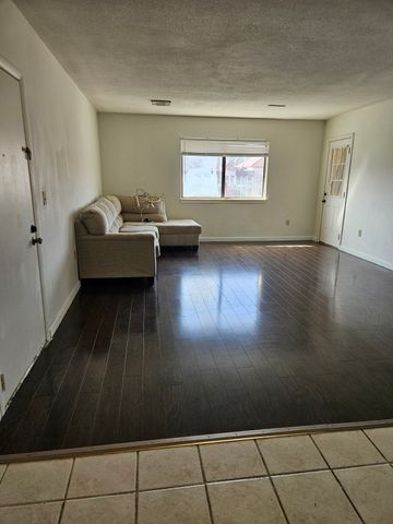 685 Oak Street 11, Brockton, MA 02301