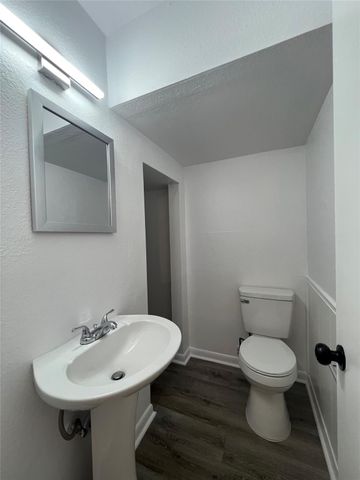 2306 Barton Village CIR, Austin, TX 78704