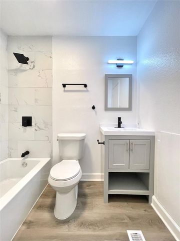 2306 Barton Village CIR, Austin, TX 78704