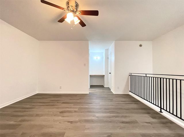 2306 Barton Village CIR, Austin, TX 78704