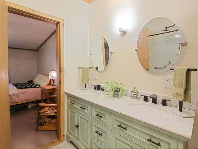 425 Taylor Street, Milton, VT 05468