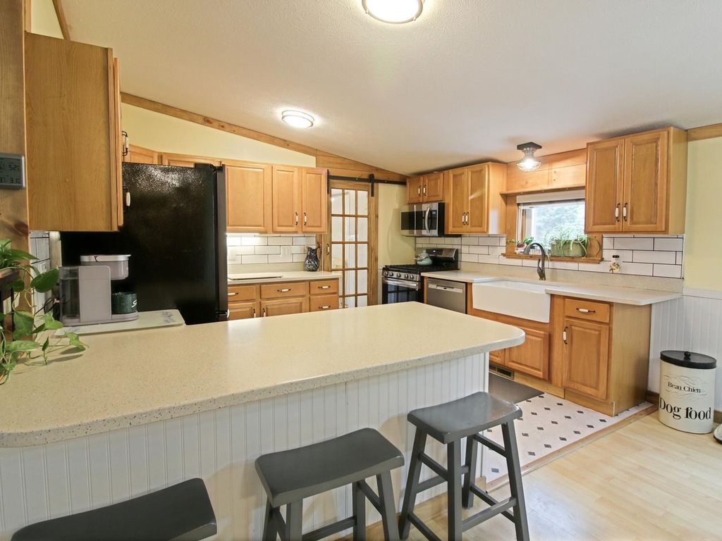 425 Taylor Street, Milton, VT 05468