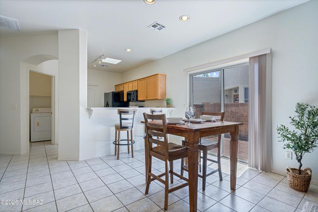 5383 N Willow Thicket Way, Tucson, AZ 85704