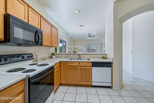 5383 N Willow Thicket Way, Tucson, AZ 85704
