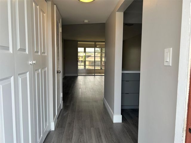 8080 N Sunrise Lakes Drive 209, Fort Lauderdale, FL 33322