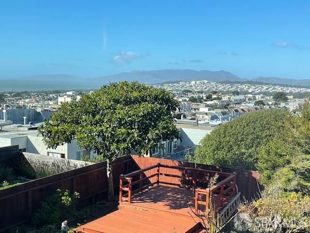 2422 Pacheco Street, San Francisco, CA 94116