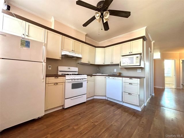 5951 56th Drive, Maspeth, NY 11378