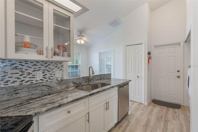 615 JUNIPER WAY, Tavares, FL 32778