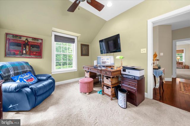 280 COUNTY LINE RD, Wayne, PA 19087