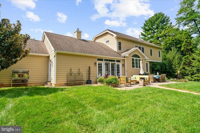 280 COUNTY LINE RD, Wayne, PA 19087