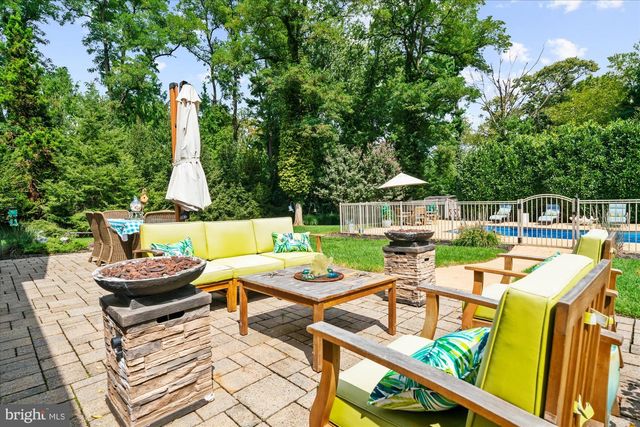 280 COUNTY LINE RD, Wayne, PA 19087