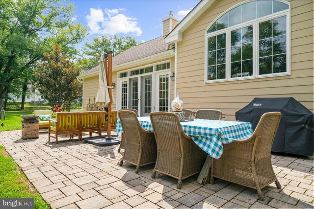 280 COUNTY LINE RD, Wayne, PA 19087
