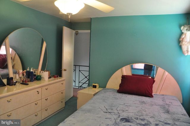 25 HUNTINGTON LN, Willingboro, NJ 08046