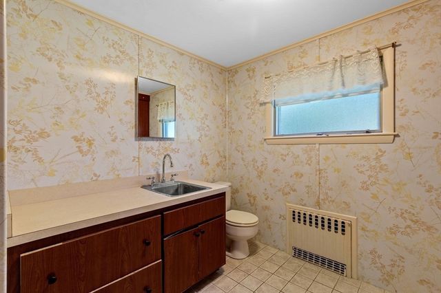 129 Elm Street, Kingston, MA 02364
