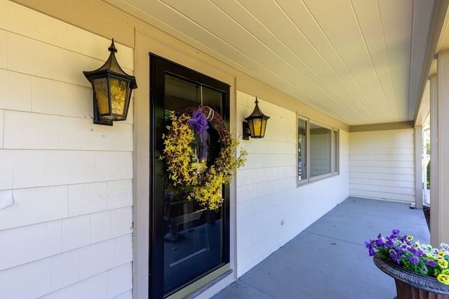 129 Elm Street, Kingston, MA 02364