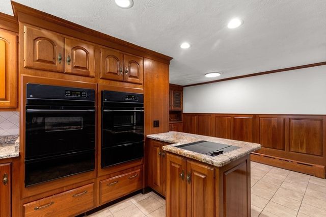 129 Elm Street, Kingston, MA 02364