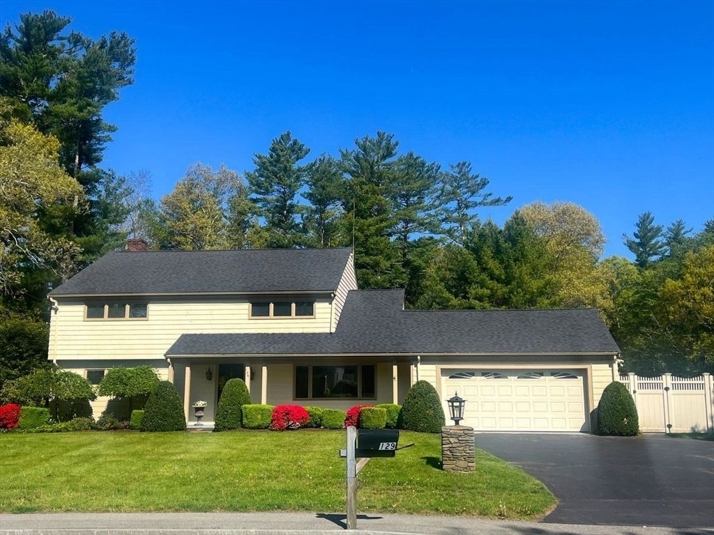 129 Elm Street, Kingston, MA 02364