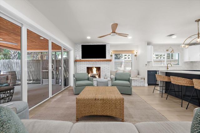 730 BAY ESPLANADE, Clearwater Beach, FL 33767
