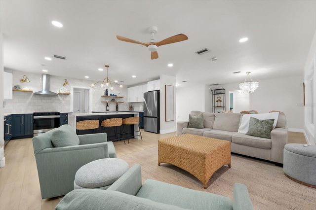 730 BAY ESPLANADE, Clearwater Beach, FL 33767