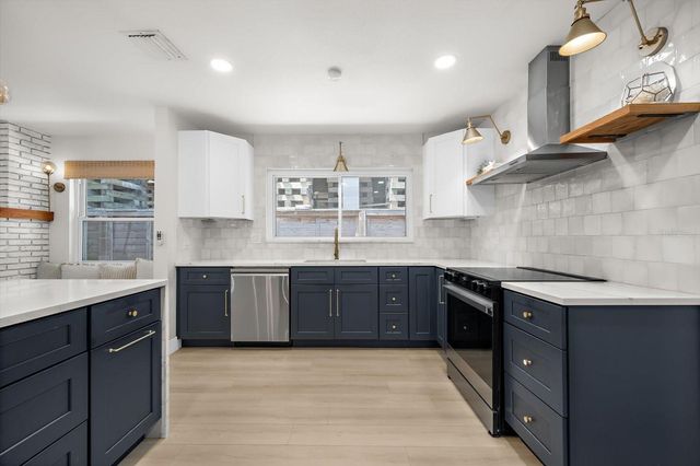 730 BAY ESPLANADE, Clearwater Beach, FL 33767