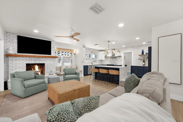 730 BAY ESPLANADE, Clearwater Beach, FL 33767