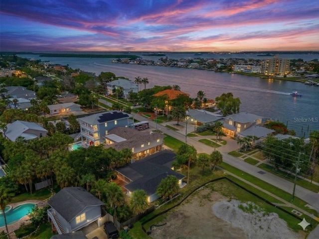 730 BAY ESPLANADE, Clearwater Beach, FL 33767