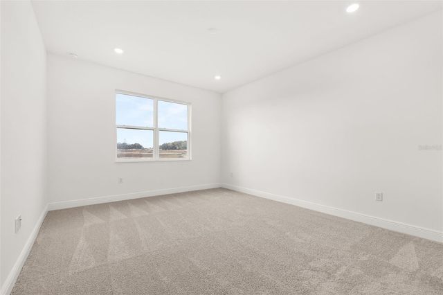 1014 SWAMP CHESTNUT LOOP, Lady Lake, FL 32159