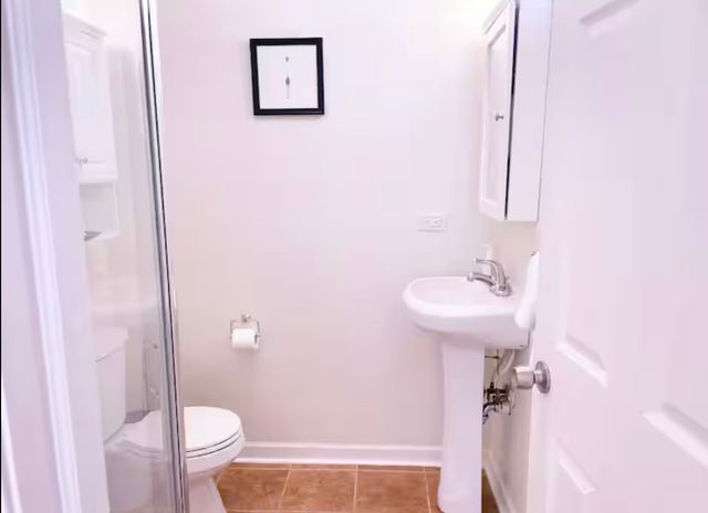 1028 W 20th Place 1, Chicago, IL 60608