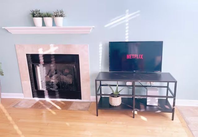 1028 W 20th Place 1, Chicago, IL 60608