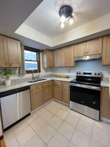 5273 Berrywood Drive, Columbus, OH 43220