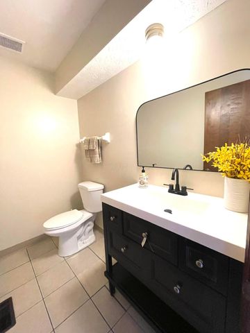 5273 Berrywood Drive, Columbus, OH 43220