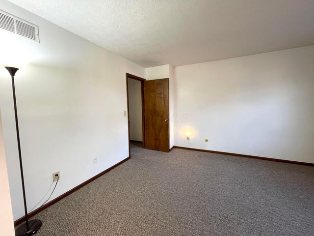 5273 Berrywood Drive, Columbus, OH 43220