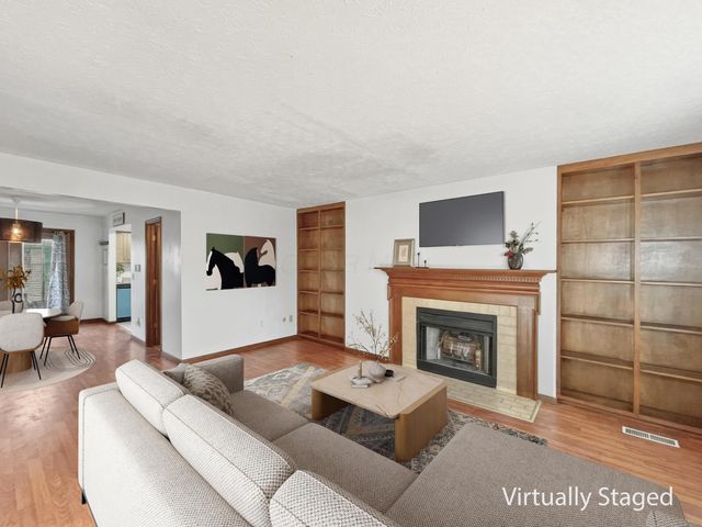 5273 Berrywood Drive, Columbus, OH 43220